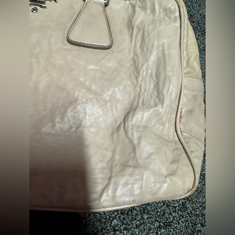 Prada vintage leather handbag - Picture 7 of 17